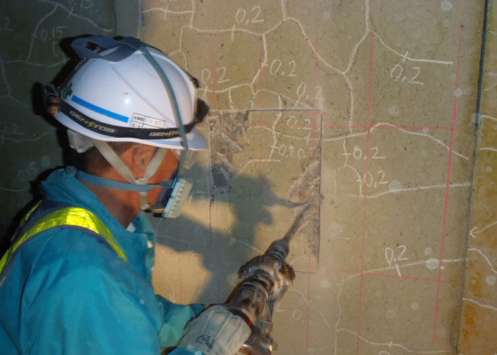 既設配筋確認(はつり調査)