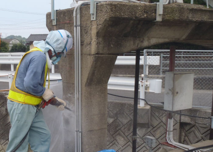 既設配筋確認(はつり調査)